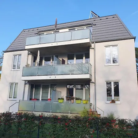 Suedausgerichtetes Suedwest Apartamento Kleinmachnow